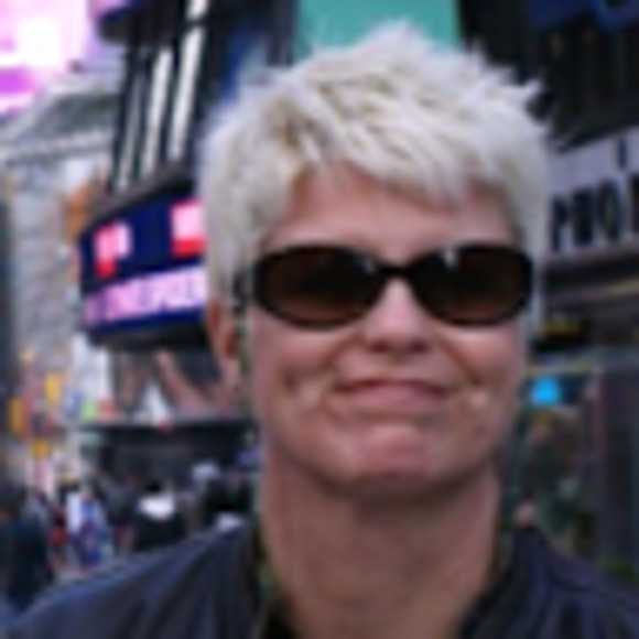 Meet your Posher, Christine - Picture 1 of 1